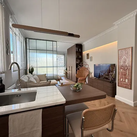 Apartment Mavili Square Stylish Near Aristotelous & Metro *
