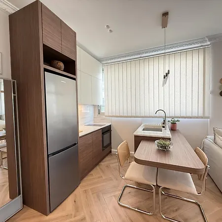 Apartment Mavili Square Stylish Near Aristotelous & Metro